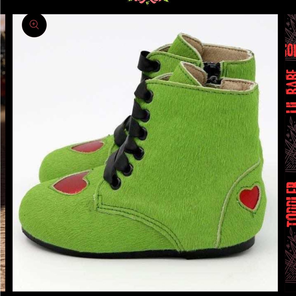 New, never worn Spellbound Souls --THE MEAN ONE VINTAGE NYX Grinch boots. No box